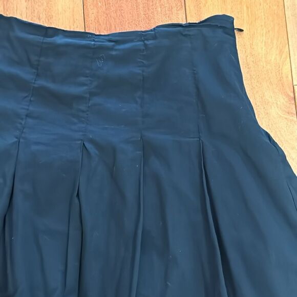 Sutton Studio Cotten Black A-line skirt size 8 - Picture 2 of 7
